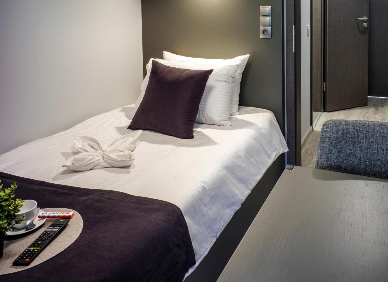 Loewen Hotel ラーデヴォルムヴァルト エクステリア 写真