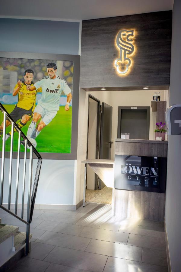 Loewen Hotel ラーデヴォルムヴァルト エクステリア 写真